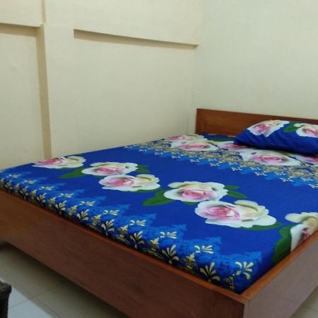 Kelapa Gading Homestay Syariah Redpartner Banyuwangi  Exterior photo