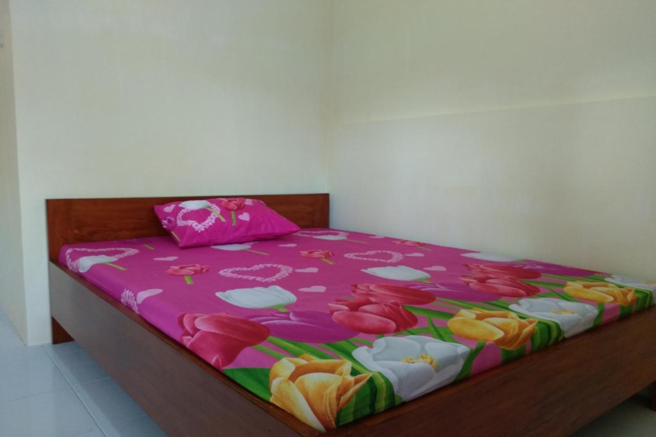Kelapa Gading Homestay Syariah Redpartner Banyuwangi  Exterior photo
